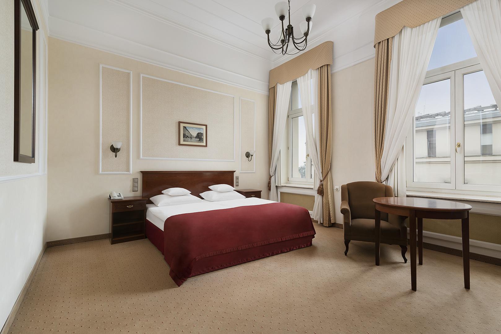 Ibb Hotel Grand Hotel Lublin Exterior photo